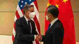 Blinken meets with China's top diplomat in first meeting since balloon controversy