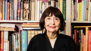 Madhur Jaffrey's no fuss introduction to Indian cooking