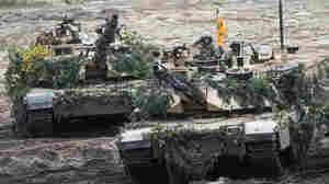 The U.S. and Germany pledge tanks to Ukraine, signaling heavy fighting ahead