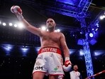 Tyson Fury wants to complete trilogy against Derek Chisora