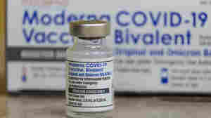 Moderna's COVID vaccine gambit: Hike the price, offer free doses for uninsured