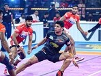 Guman, Ekrami take U Mumba to massive victory against Gujarat Giants