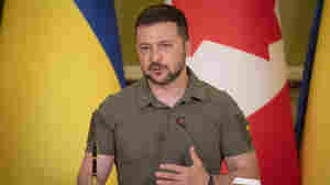 Ukraine's Zelenskyy confirms that an offensive against Russia is underway