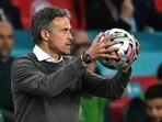 Luis Enrique names Spain squad with 7 changes from Euro 2020