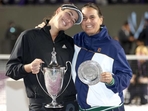 Muguruza's coach Martinez named WTA Coach of the Year