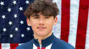 Top American cyclist Magnus White, 17, dies after being hit by a car