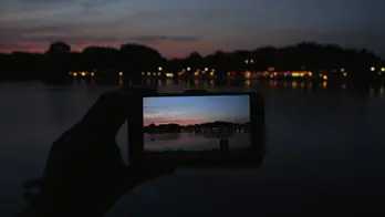 How to take photos in low light using your phone