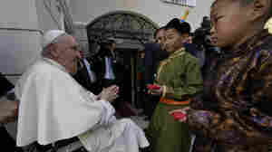 Francis opens a homeless clinic on the 1st papal visit to Mongolia