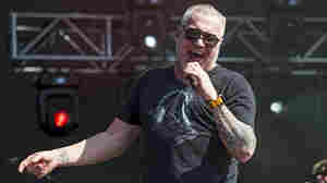 Steve Harwell, the former lead singer of Smash Mouth, has died at 56