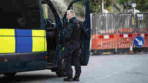 Police catch a terrorism suspect who escaped from a London prison