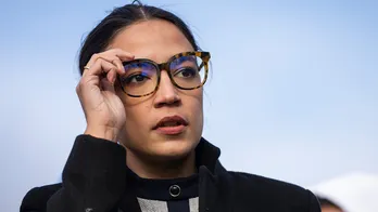 AOC, other Dems drowned out by screaming protesters at NYC migrant crisis news conference