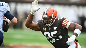 Myles Garrett, Browns defense stifle Titans in blowout win