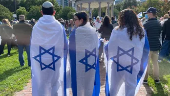 'No mercy': Pro-Israel supporters gather in Boston Common, call for Hamas to be destroyed