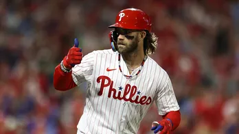 Phillies use home run ball to take NLCS Game 1 over Diamondbacks