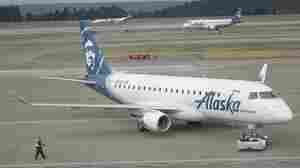 FBI: "I am not okay" off-duty Alaska pilot said before trying to turn off jet engines