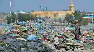 Global talks to cut plastic waste stall as industry and environmental groups clash