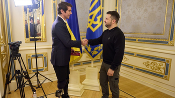 Fox's Benjamin Hall honored by Zelenskyy during 'emotional' return to Ukraine: 'Journalism must never stop'