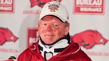 Bobby Petrino set to return to Arkansas as offensive coordinator years after scandal: report