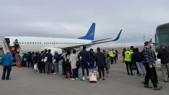 Texas begins flying migrants to sanctuary cities with first flight to Chicago