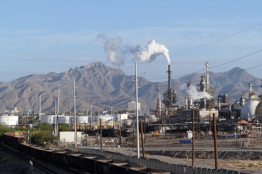 El Paso Challenges Oil Refinery Permit