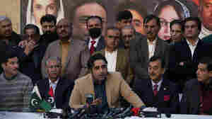 Pakistan heads toward a coalition government