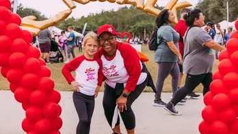 Florida student and teacher bond over matching scars from their open-heart surgeries: 'Tough cookies'