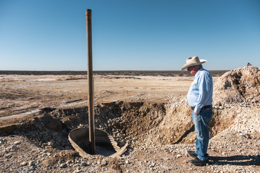 ‘Nobody Really Knows What You’re Supposed to Do’: Leaking, Abandoned Wells Wreak Havoc in West Texas 