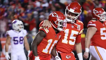 Ex-Chiefs star Tyreek Hill recalls time Patrick Mahomes called out teammates: 'He was letting me have it'