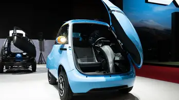 This microcar can squeeze into just about any parking spot