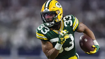 Aaron Jones, Vikings agree to 1-year deal: report