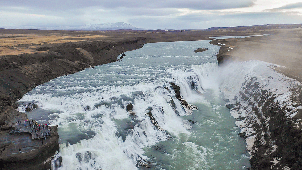 Traveling to Iceland? Take relaxing dip in Blue Lagoon, explore ice caves and more to do on your trip