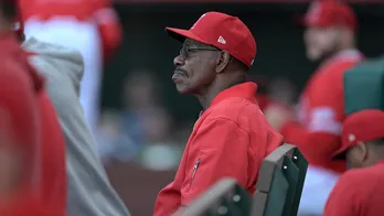 Angels' Ron Washington calls out player for not getting suicide bunt down in questionable coaching decision