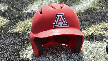 Arizona wins Pac-12 on walk-off single in conference's final event; announcer gives touching farewell