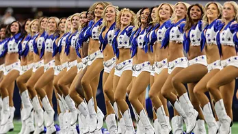 Dallas Cowboys Cheerleaders pressured to look like supermodels but perform like athletes: docuseries