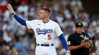 Freddie Freeman gets standing ovation in return to Dodgers after 'scariest days' of life