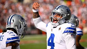 Ex-Cowboys coach defends Dak Prescott after contract extension: 'Clowns on TV'